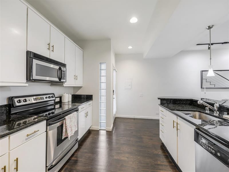 4242 Buena Vista Street # 21, Dallas TX 75205 - Photo 6