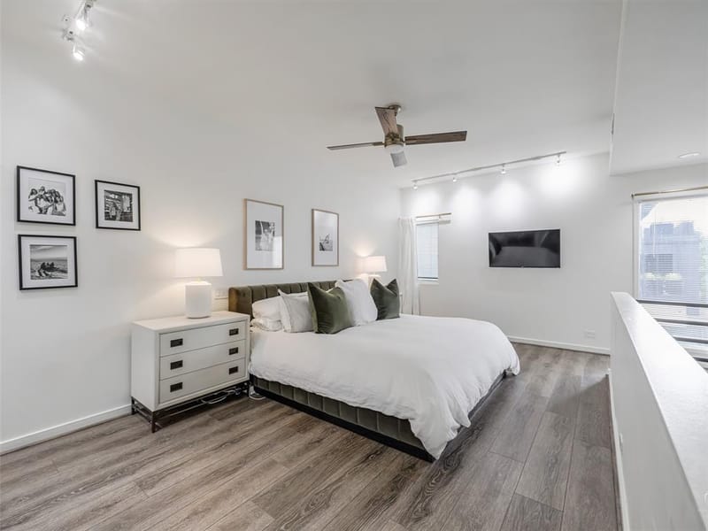 4242 Buena Vista Street # 21, Dallas TX 75205 - Photo 10