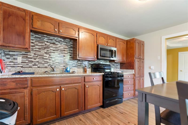 300 S Wall Street, Itasca TX 76055 - Photo 20