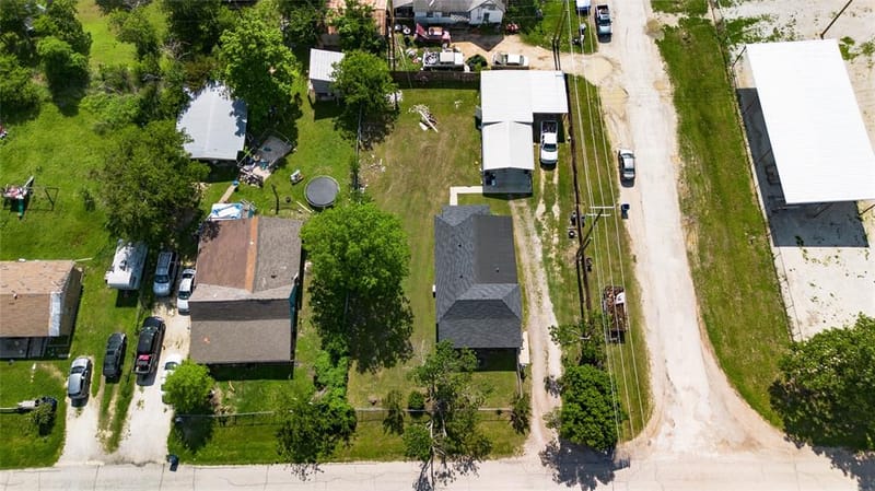 300 S Wall Street, Itasca TX 76055 - Photo 30