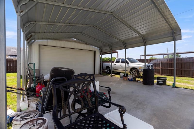 300 S Wall Street, Itasca TX 76055 - Photo 25
