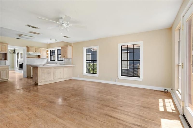 726 W Texas, Denison TX 75020 - Photo 4
