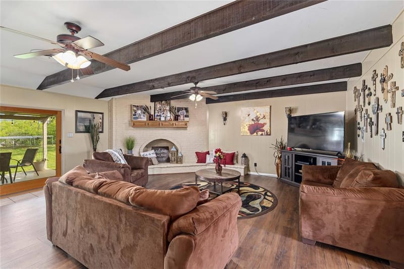 102 Lori Lane, Brownwood TX 76801 - Photo 7