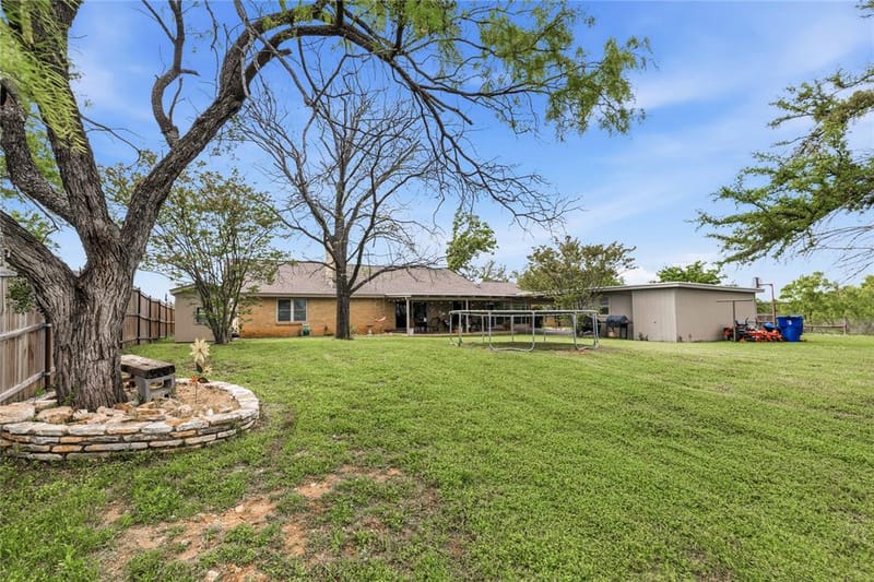 102 Lori Lane, Brownwood TX 76801 - Photo 37
