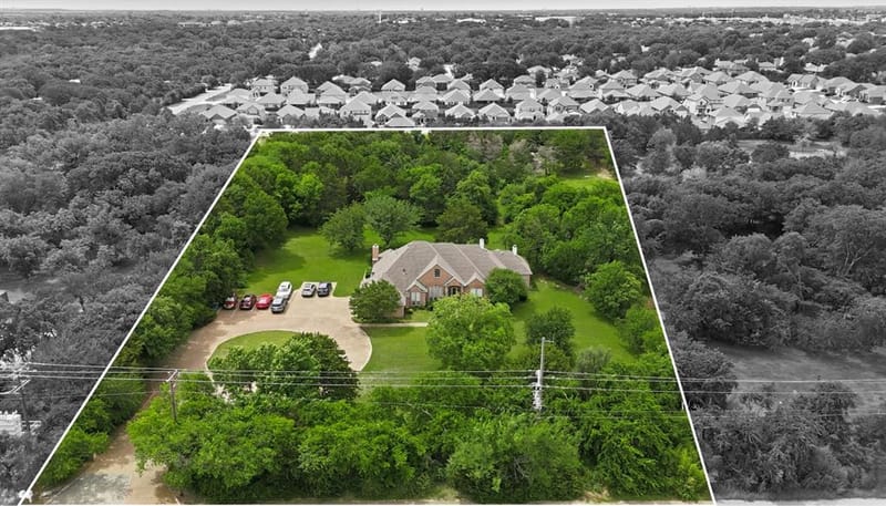 102 Dobbs Road, Lake Dallas TX 76208 - Photo 2