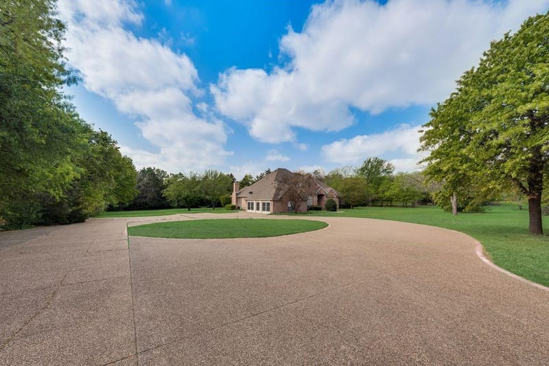 102 Dobbs Road, Lake Dallas TX 76208 - Photo 4