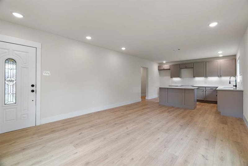 1404 E Baltimore Avenue, Fort Worth TX 76104 - Photo 5