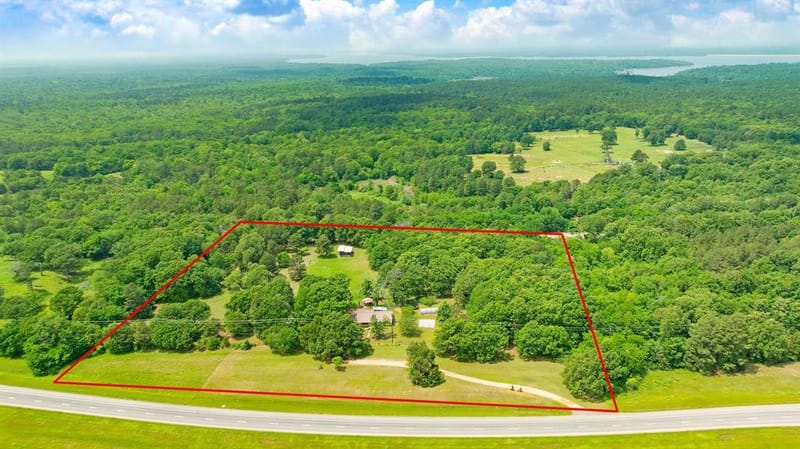 9157 N HWY 271, Powderly TX 75473 - Photo 2