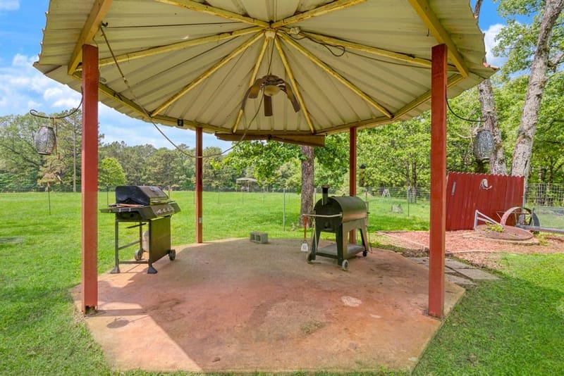 9157 N HWY 271, Powderly TX 75473 - Photo 19