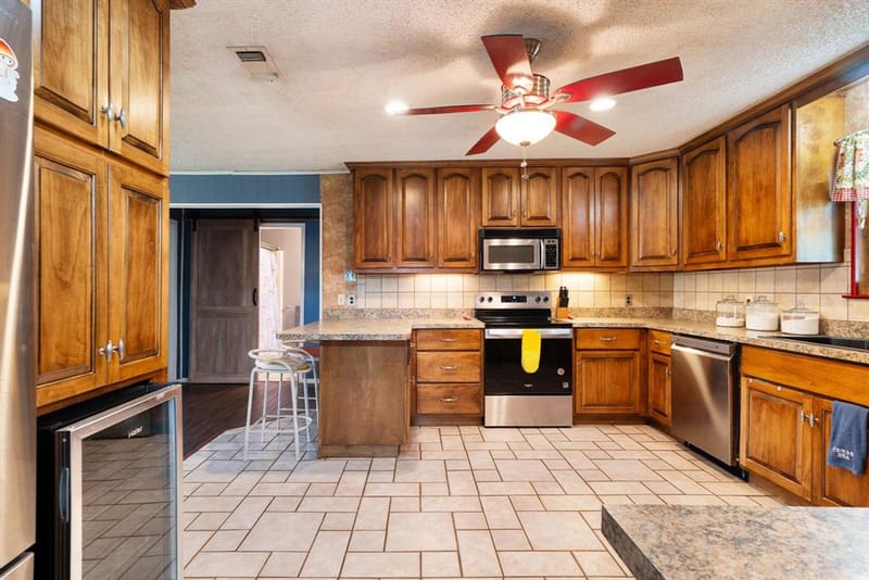 9157 N HWY 271, Powderly TX 75473 - Photo 8
