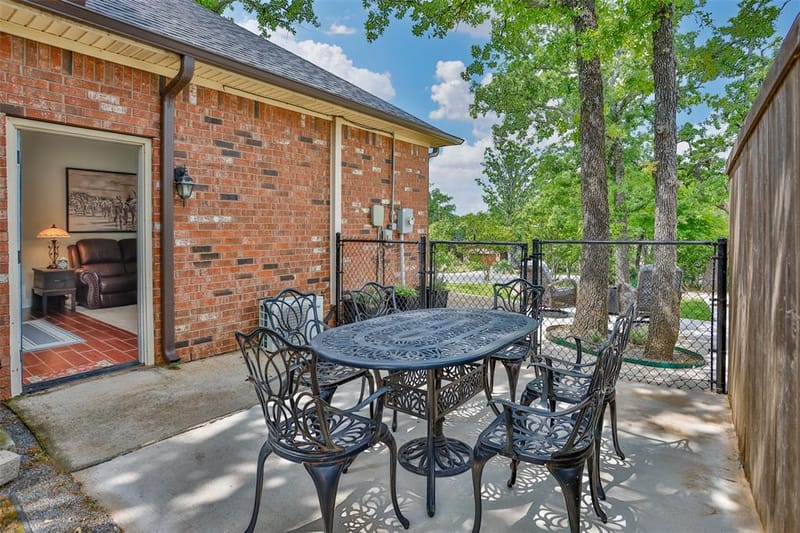 205 Kiowa Drive E, Gainesville TX 76240 - Photo 22