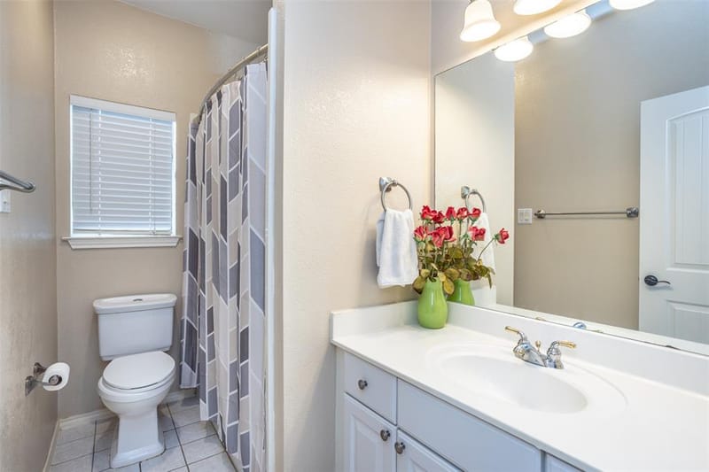 205 Kiowa Drive E, Gainesville TX 76240 - Photo 28