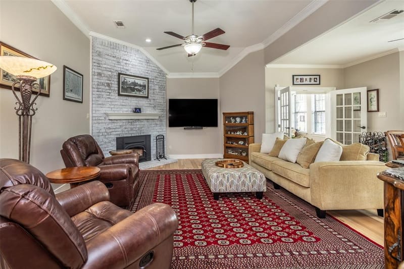 205 Kiowa Drive E, Gainesville TX 76240 - Photo 10