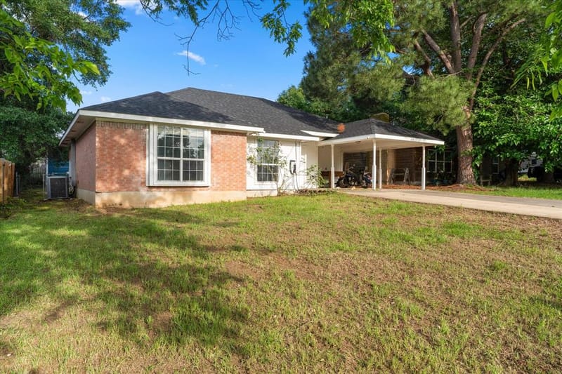 316 Coral Reef Street, Gun Barrel City TX 75156