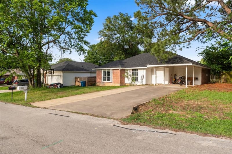 316 Coral Reef Street, Gun Barrel City TX 75156 - Photo 33