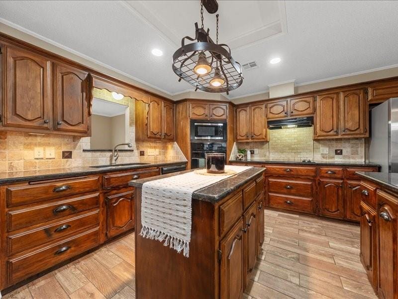 1072 Chapman Road, Crawford TX 76638 - Photo 12