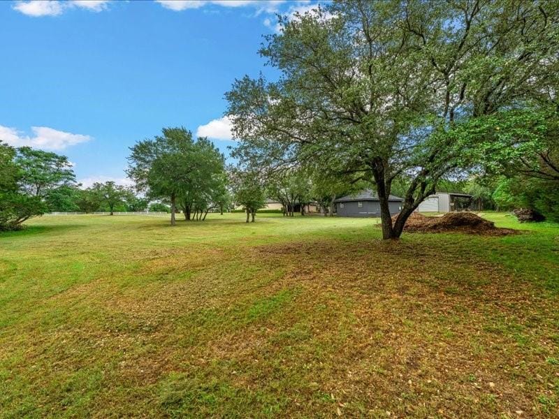 1072 Chapman Road, Crawford TX 76638 - Photo 38