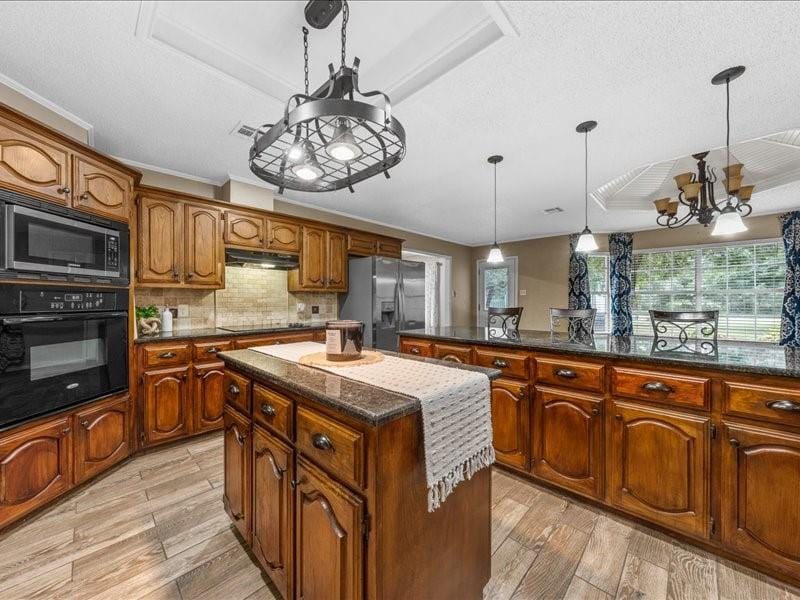 1072 Chapman Road, Crawford TX 76638 - Photo 10