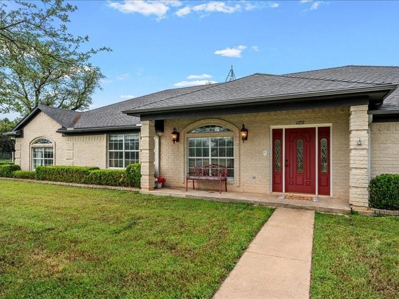 1072 Chapman Road, Crawford TX 76638 - Photo 4