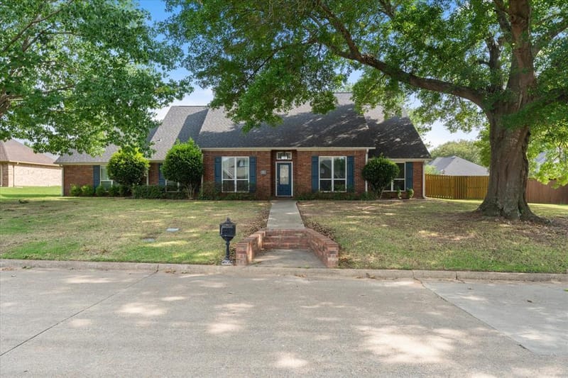 216 TURNBERRY, Mount Pleasant TX 75455 - Photo 3