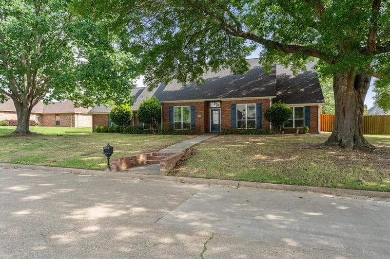 216 TURNBERRY, Mount Pleasant TX 75455 - Photo 4