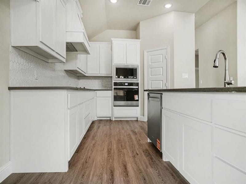 733 Candace Drive, DeSoto TX 75115 - Photo 14