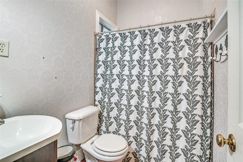 10690 County Road 2450, Terrell TX 75160 - Photo 28