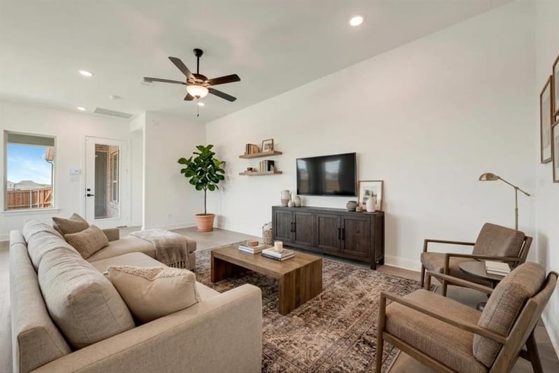 2120 Spotted Fawn Drive, Arlington TX 76005 - Photo 6