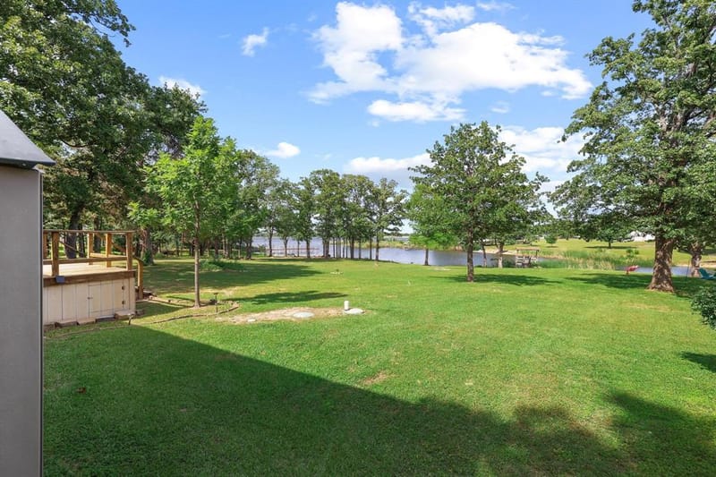 7406 Lakeview Drive, Bonham TX 75418 - Photo 23