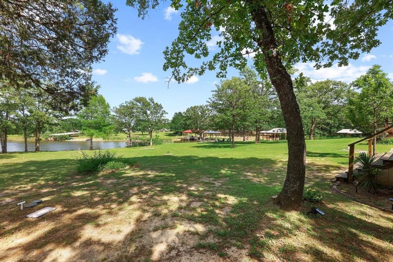 7406 Lakeview Drive, Bonham TX 75418 - Photo 24