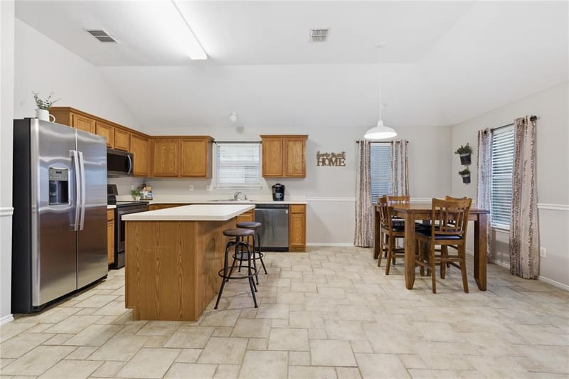 8413 Horse Whisper Lane, Fort Worth TX 76131 - Photo 7
