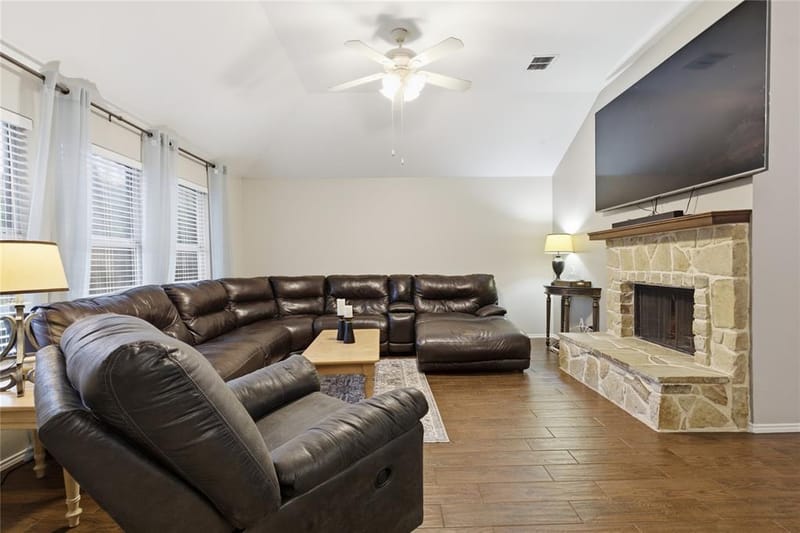 8413 Horse Whisper Lane, Fort Worth TX 76131 - Photo 11