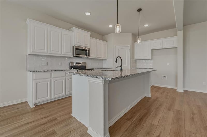 1229 Colca Drive, Springtown TX 76082 - Photo 11