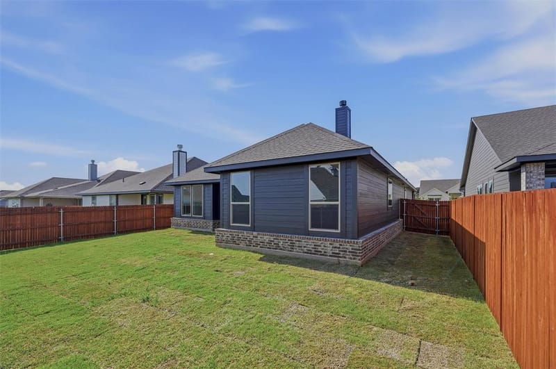1229 Colca Drive, Springtown TX 76082 - Photo 31