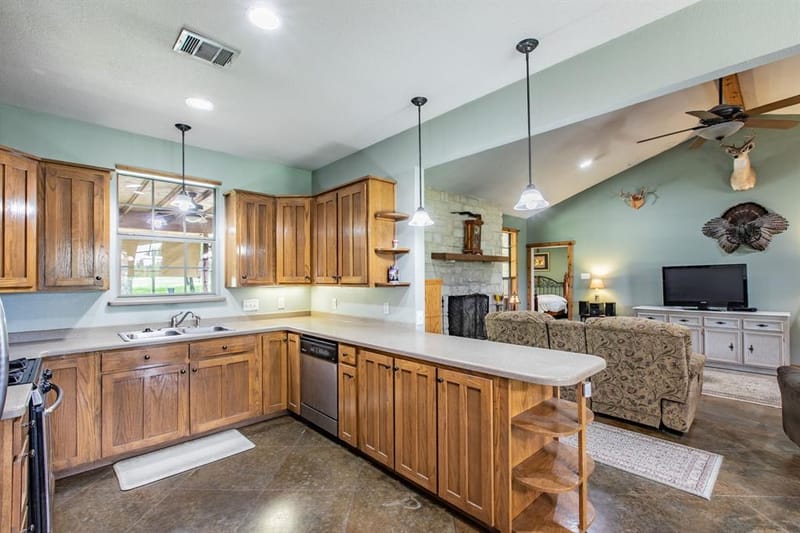 5636 Fm 56, Clifton TX 76634 - Photo 7