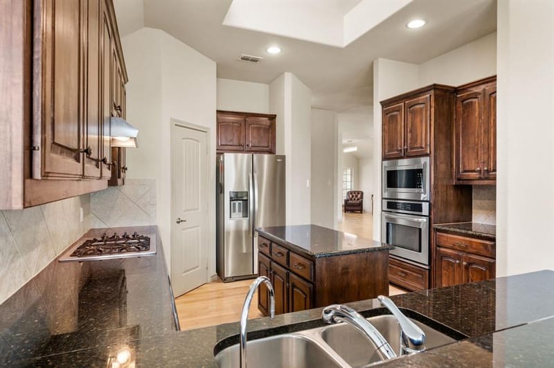 4417 Cypress Lake Court, Fort Worth TX 76036 - Photo 10