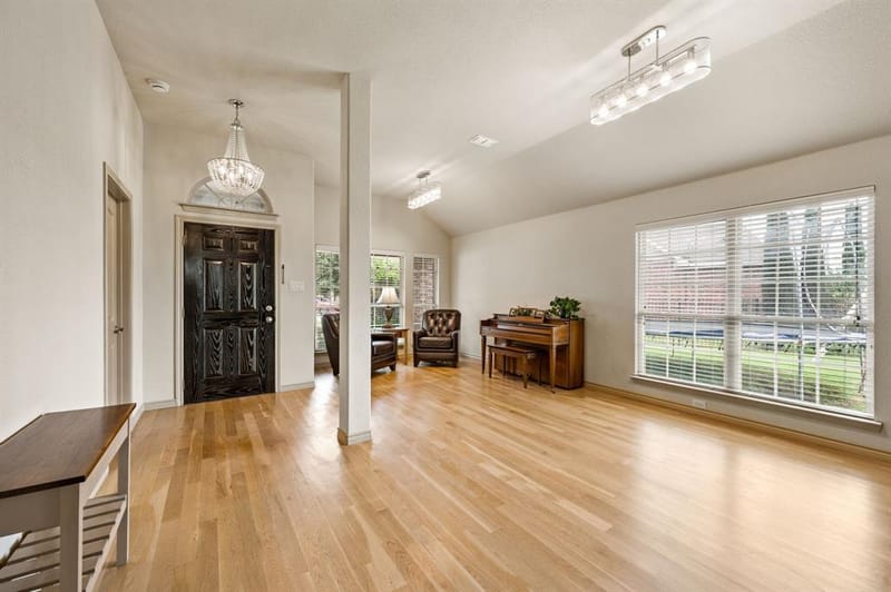 4417 Cypress Lake Court, Fort Worth TX 76036 - Photo 4