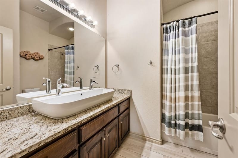 4417 Cypress Lake Court, Fort Worth TX 76036 - Photo 25