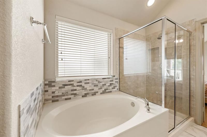 4417 Cypress Lake Court, Fort Worth TX 76036 - Photo 21