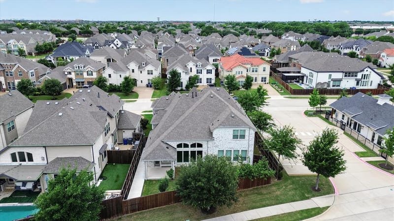 4817 Cedar Creek Drive, McKinney TX 75070 - Photo 3