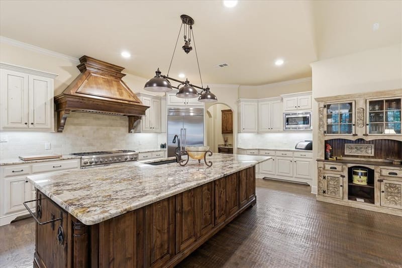 6751 Robinson Canyon Road, Aubrey TX 76227 - Photo 13