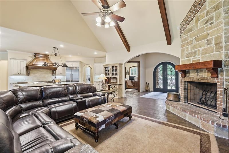 6751 Robinson Canyon Road, Aubrey TX 76227 - Photo 9