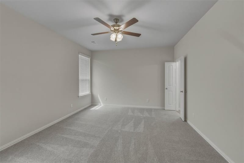 1325 Frio Drive, Springtown TX 76082 - Photo 12