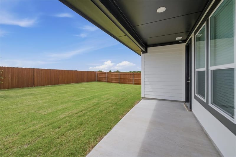1325 Frio Drive, Springtown TX 76082 - Photo 20