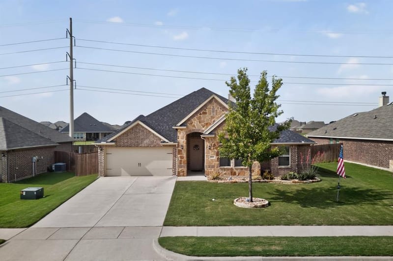 1522 Grassy Meadows Drive, Burleson TX 76058 - Photo 17