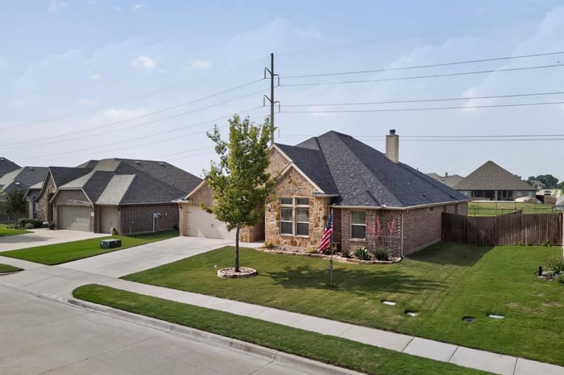 1522 Grassy Meadows Drive, Burleson TX 76058 - Photo 16