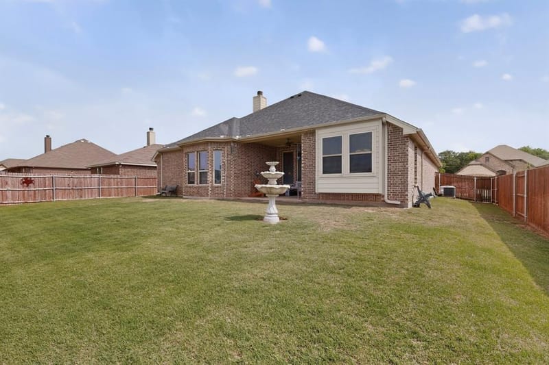 1522 Grassy Meadows Drive, Burleson TX 76058 - Photo 34