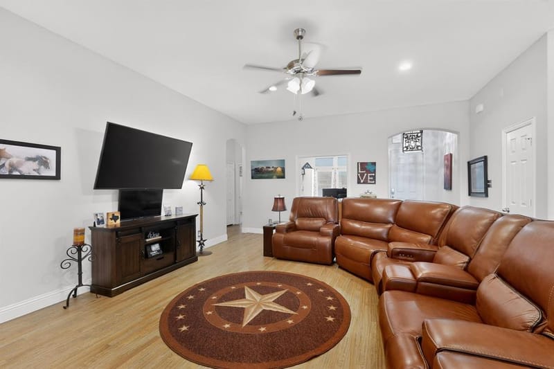 1522 Grassy Meadows Drive, Burleson TX 76058 - Photo 19