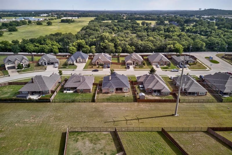 1522 Grassy Meadows Drive, Burleson TX 76058 - Photo 40