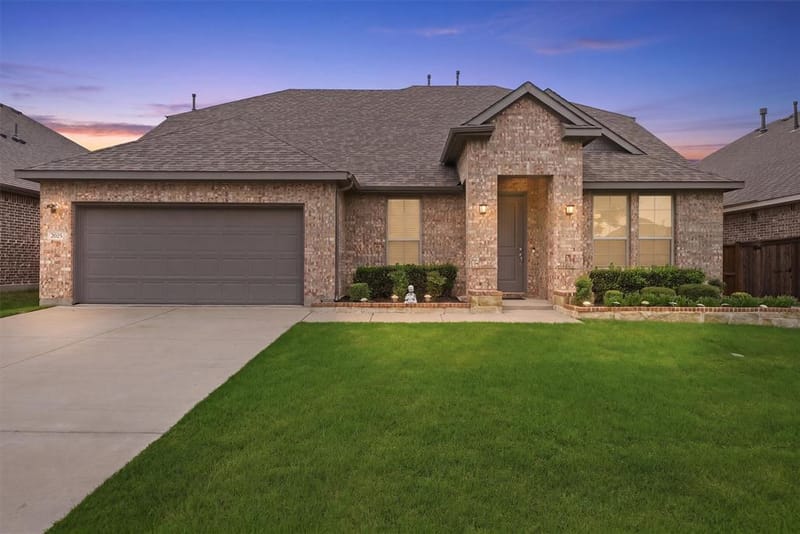 2025 Eagle Boulevard, Fort Worth TX 76052